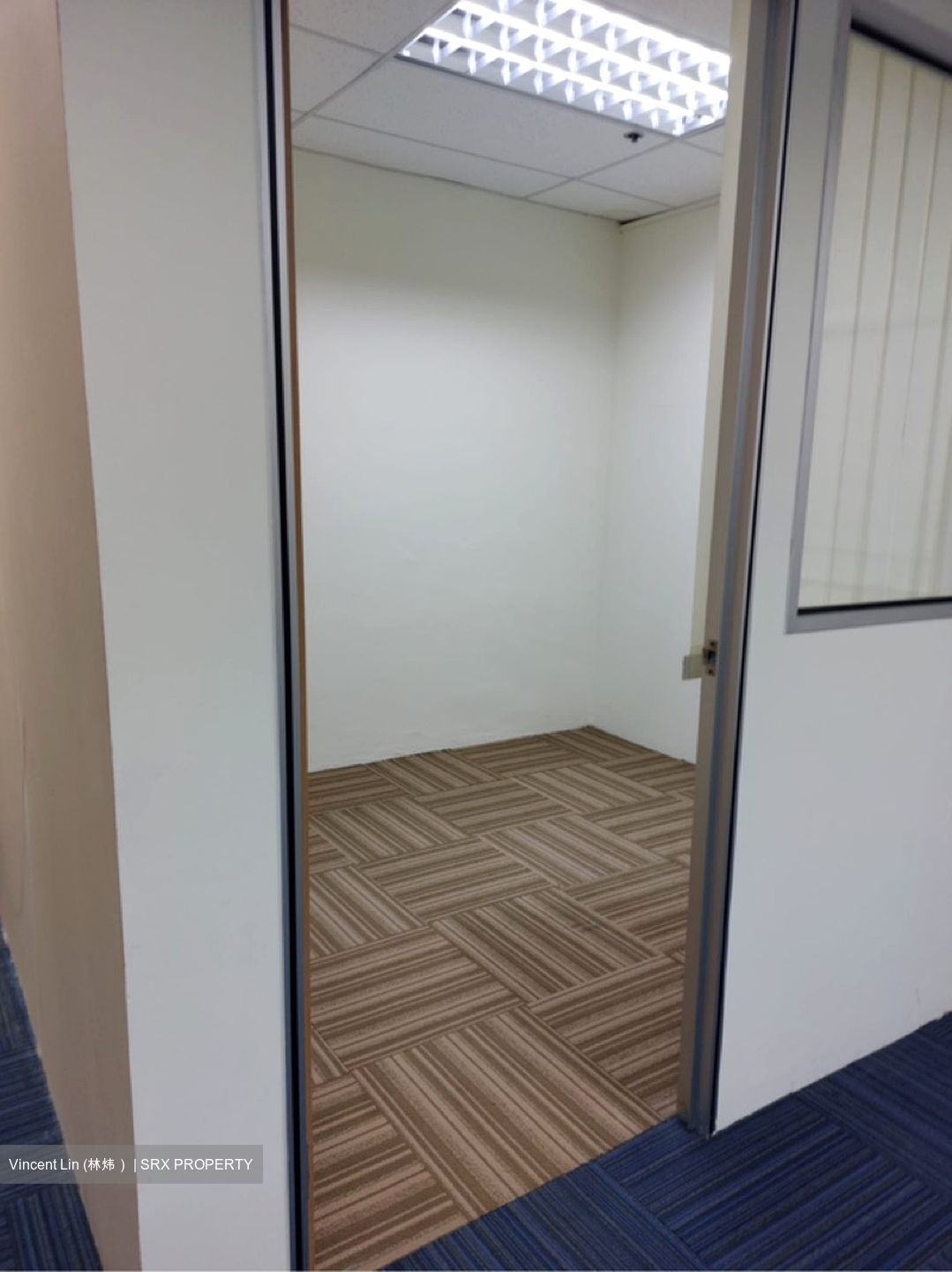 North Bridge Centre (D7), Office #629811421